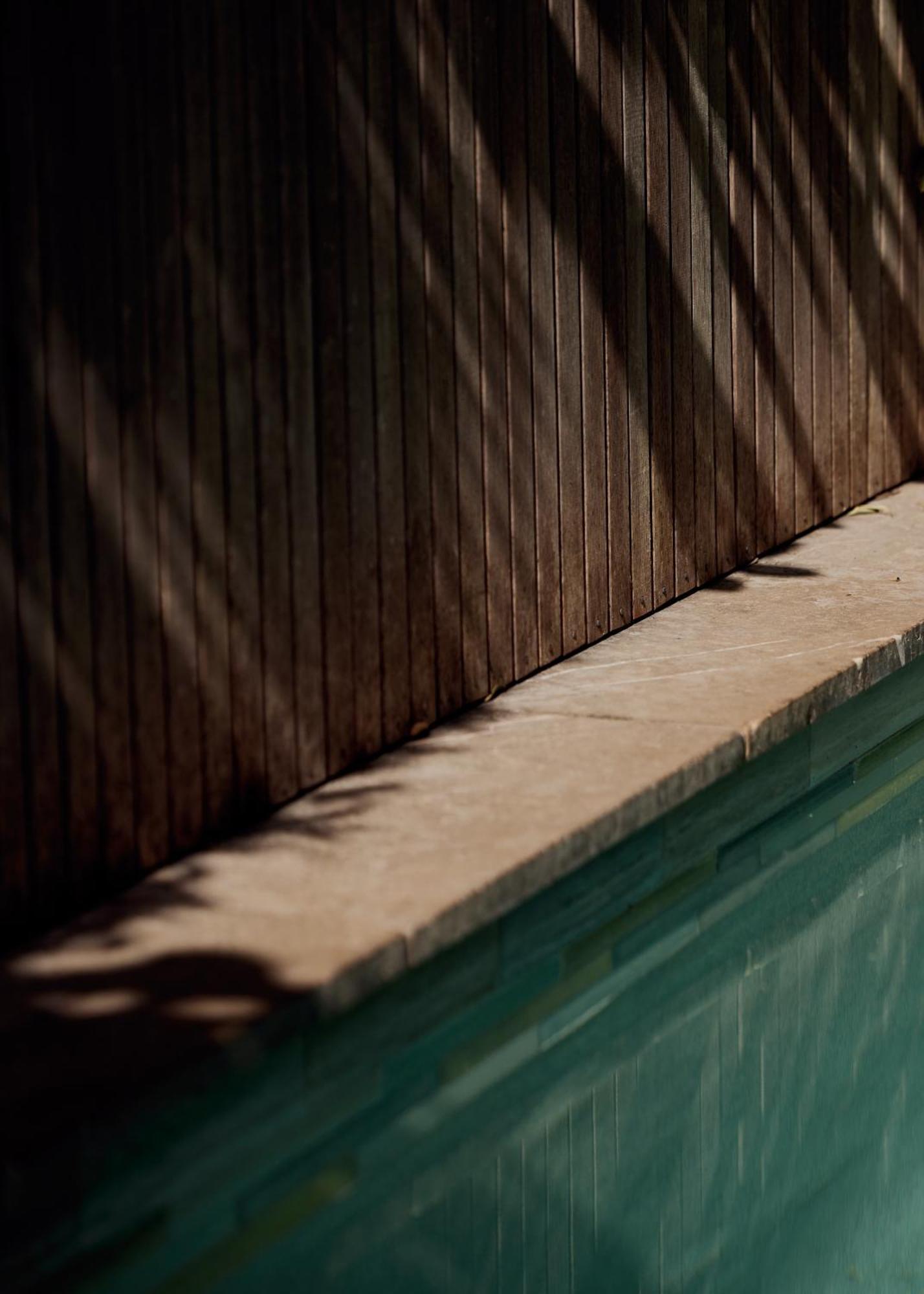 Отель 28 Degrees Byron Bay - Adults Only Экстерьер фото