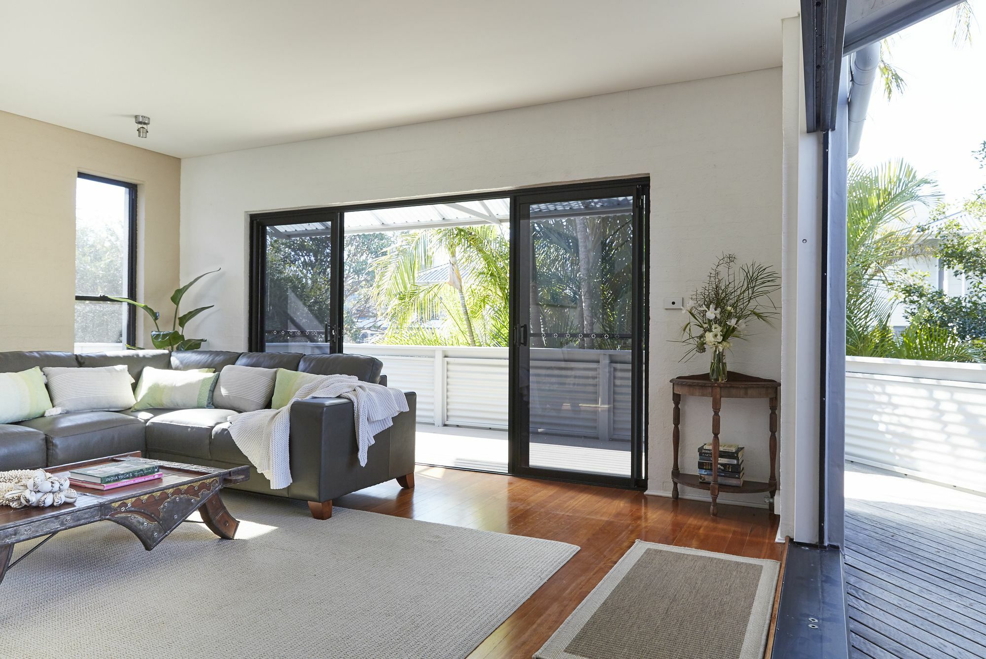 Отель 28 Degrees Byron Bay - Adults Only Экстерьер фото